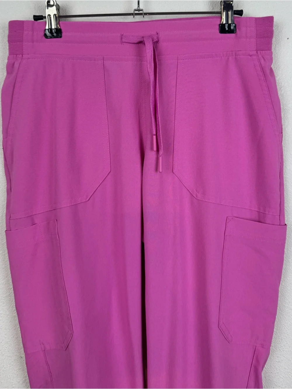 Carhartt Women's Force Cross-Flex Cargo Jogger Scrub Pants pink S